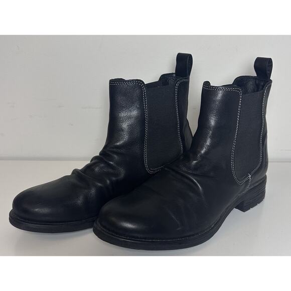 Taos Tender Chelsea Boot Womens EU37 US 6-6.5 Black Leather Slip On Biker Goth - Picture 2 of 6